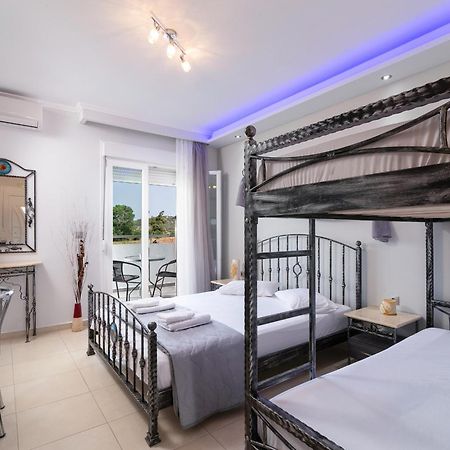 A Ponte Studios & Apartments Сикия Екстериор снимка