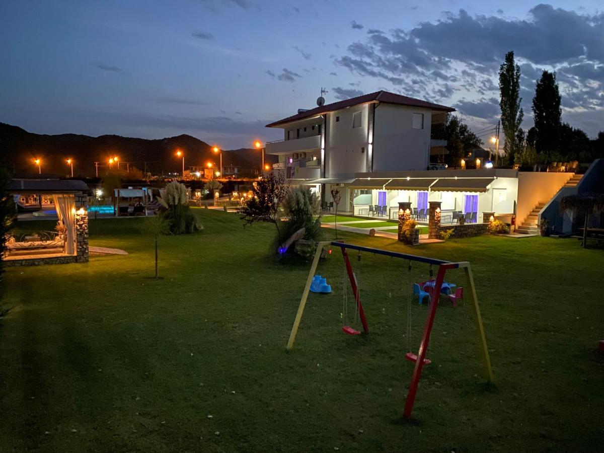 A Ponte Studios & Apartments Сикия Екстериор снимка